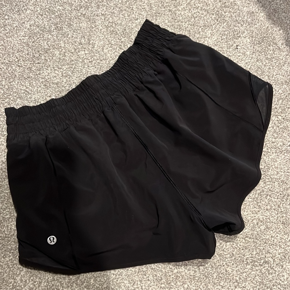 Lululemon hotty hot short